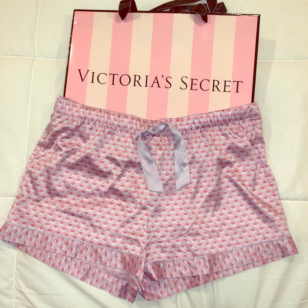 NWT VS 2018 Pink Satin Sleep Shorts L Large